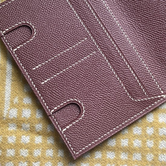 2CC Classic H Style Passport and Card Sleeve in Rouge H Epsom Calfskin 2CC Classic H Style Passport and Card Sleeve in Rouge H Epsom Calfskin